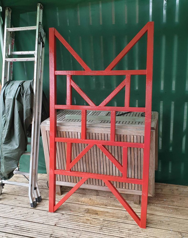 ORNAMENTAL FENCE PANEL PAINTED RED