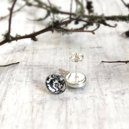 Sterling Silver Black & White Floral Stud Earrings
