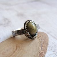 Sterling Silver Norwegian Epidote Leaf Ring No.2 (Size M 1/2)