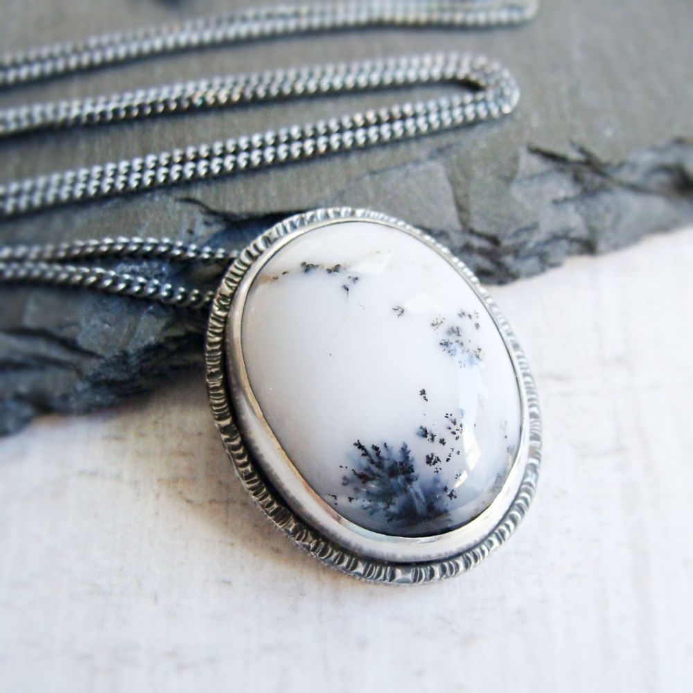 Sterling Silver Oval Dendritic Agate Pendant Necklace No.1 from the SSxGD c
