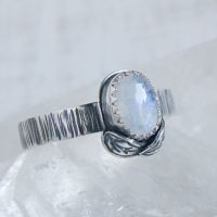 Sterling Silver Oval Moonstone Woodland Leaf Ring No.2 (Size N 1/2).
