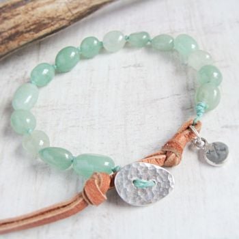 Knotted Aventurine & Silver Crossed Arrow Pebble Charm Bracelet with Deerskin Leather Clasp