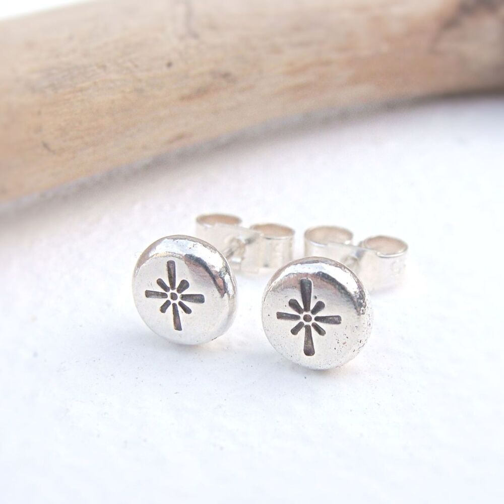 Sterling Silver Winter Star Stamped Pebble Stud Earrings