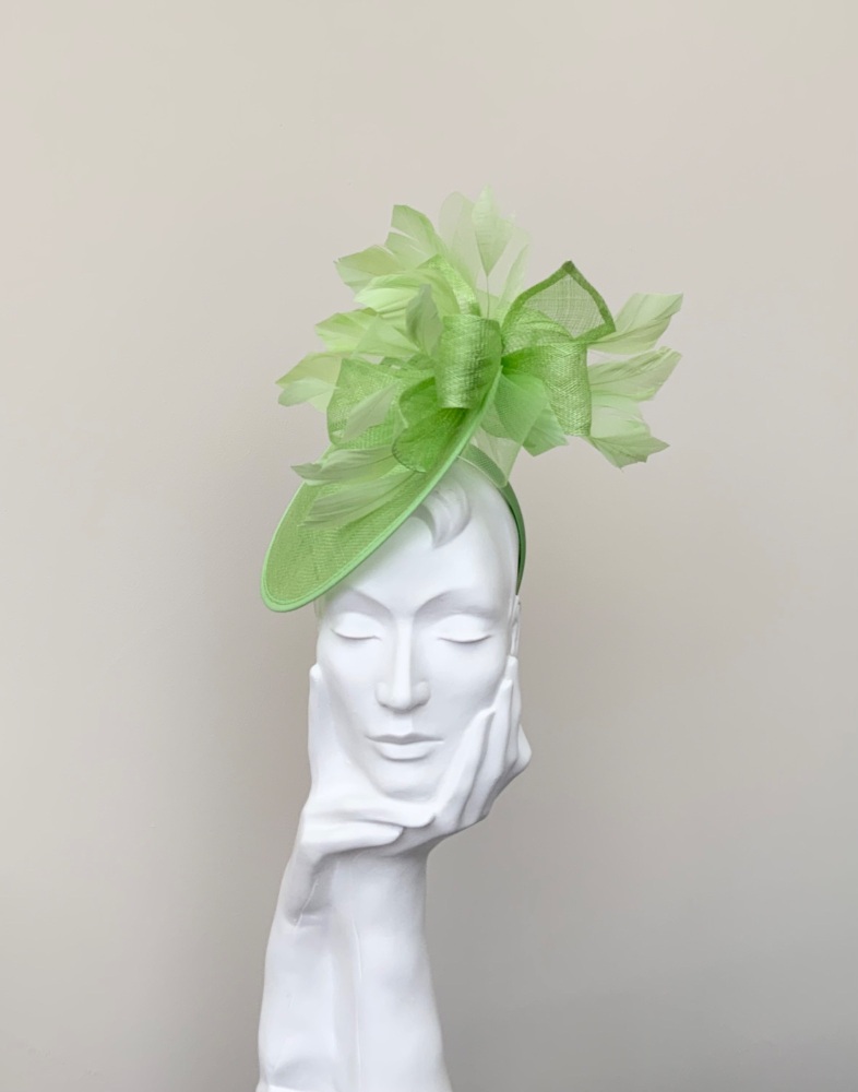 Bright Pale Green Oval Saucer Fascinator