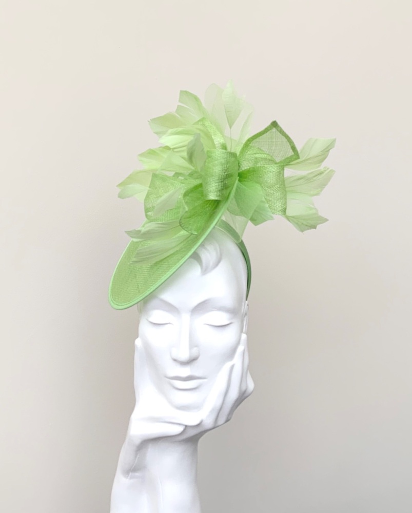 Bright Pale Green Oval Saucer Fascinator
