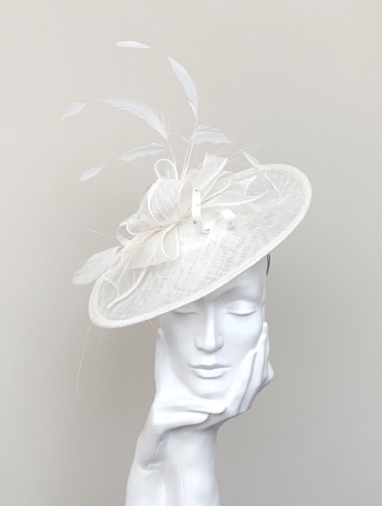 Pale Cream Saucer Fascinator