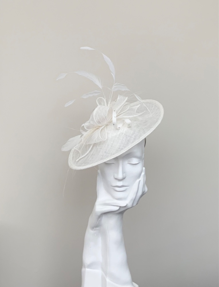 Pale Ivory Cream Saucer Fascinator