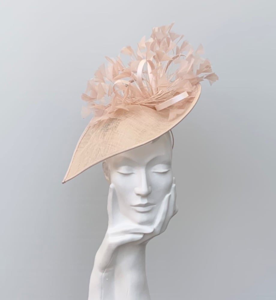 Flesh Nude Clover Fascinator