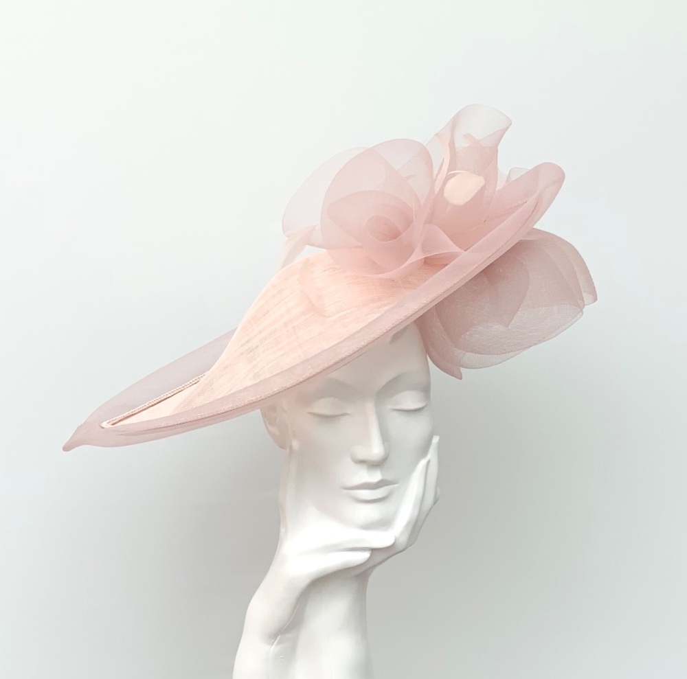 Pale Peach Crin Edged Marquis Hatinator Hat