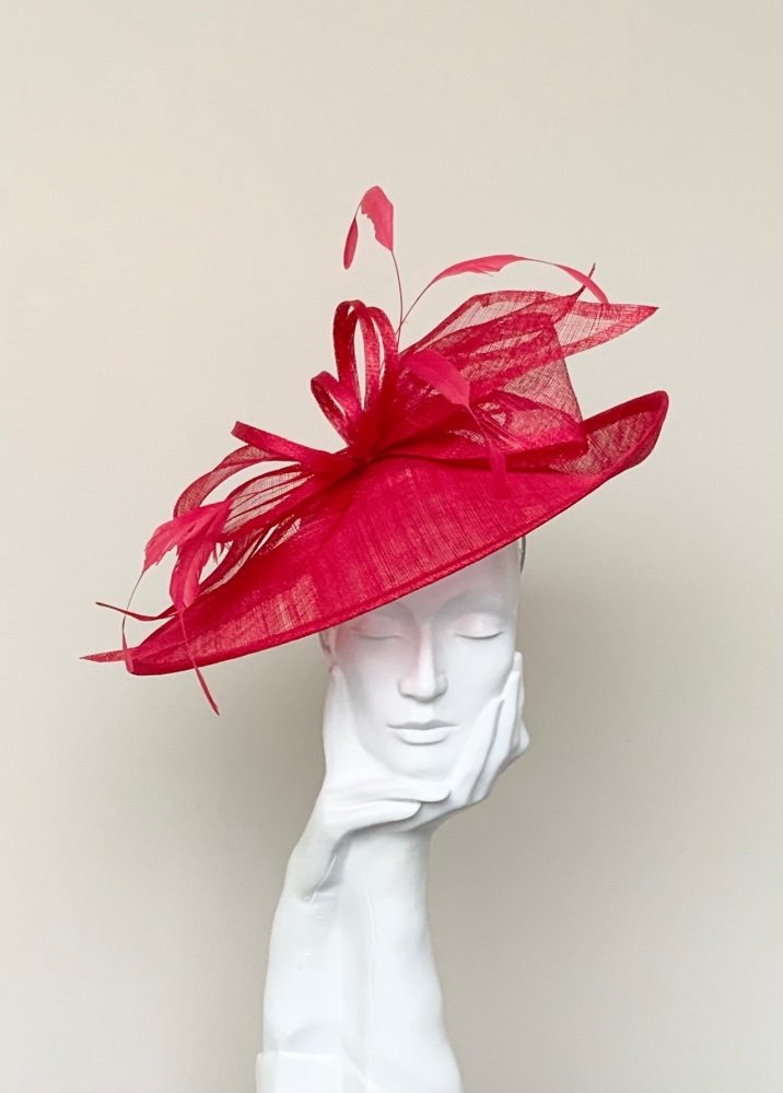 Poppy Red Bow Hatinator