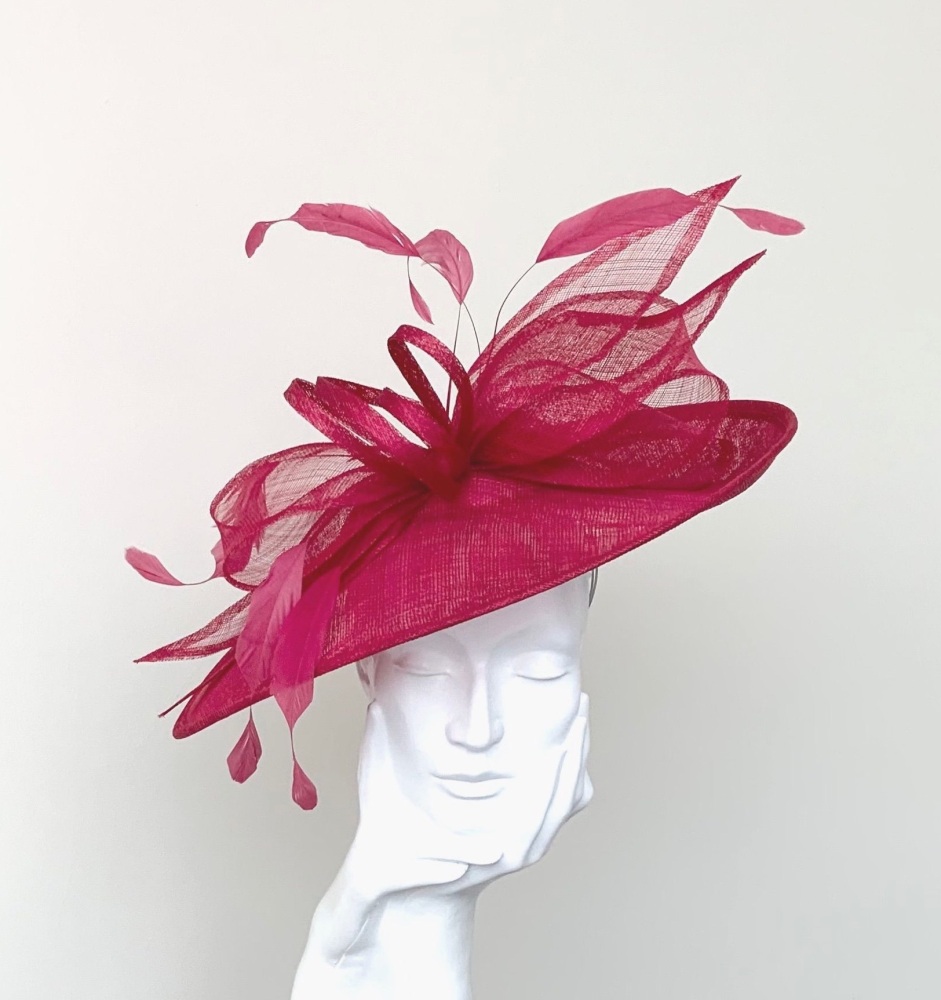 Rouge Red / Deep Red / Crimson Bow Hatinator