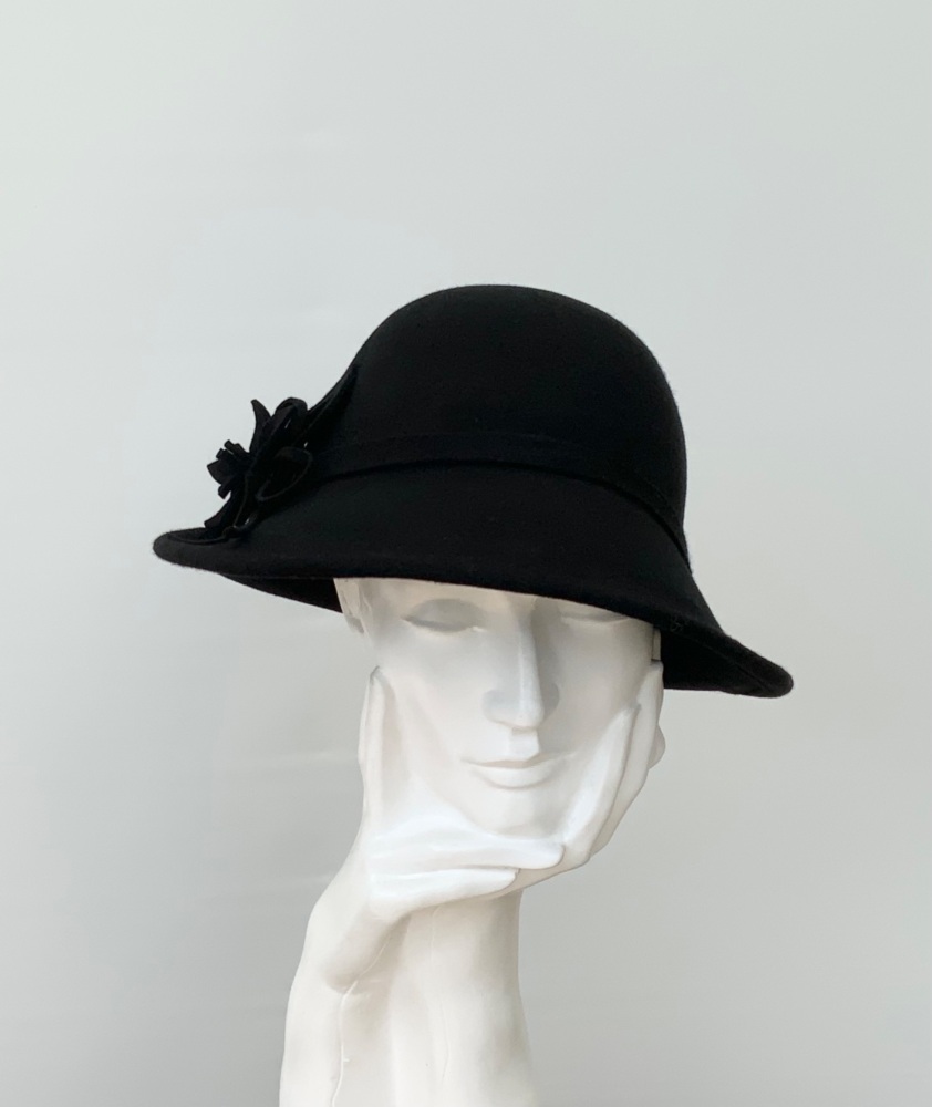 Black 100% Wool Felt Short Brim Hat