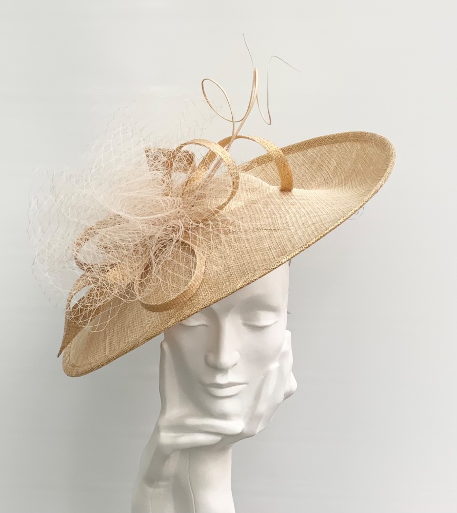 Metallic (Sparkly)Gold Netted Hatinator