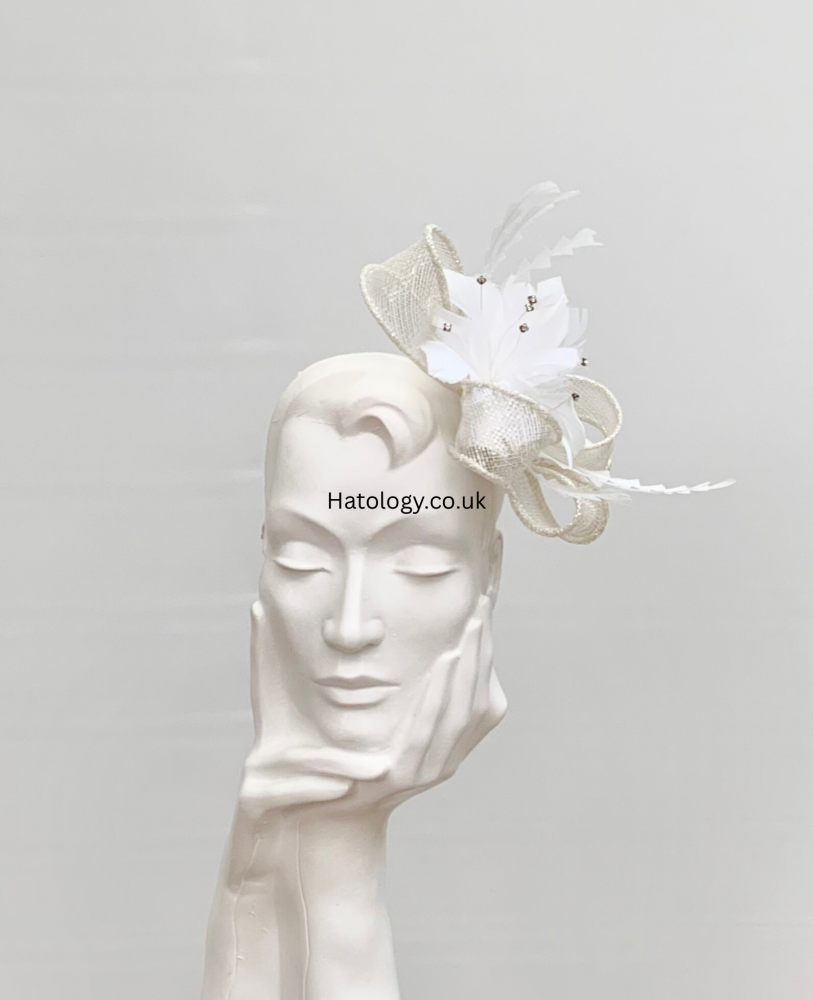 Sparkly Ivory White Looped Fascinator