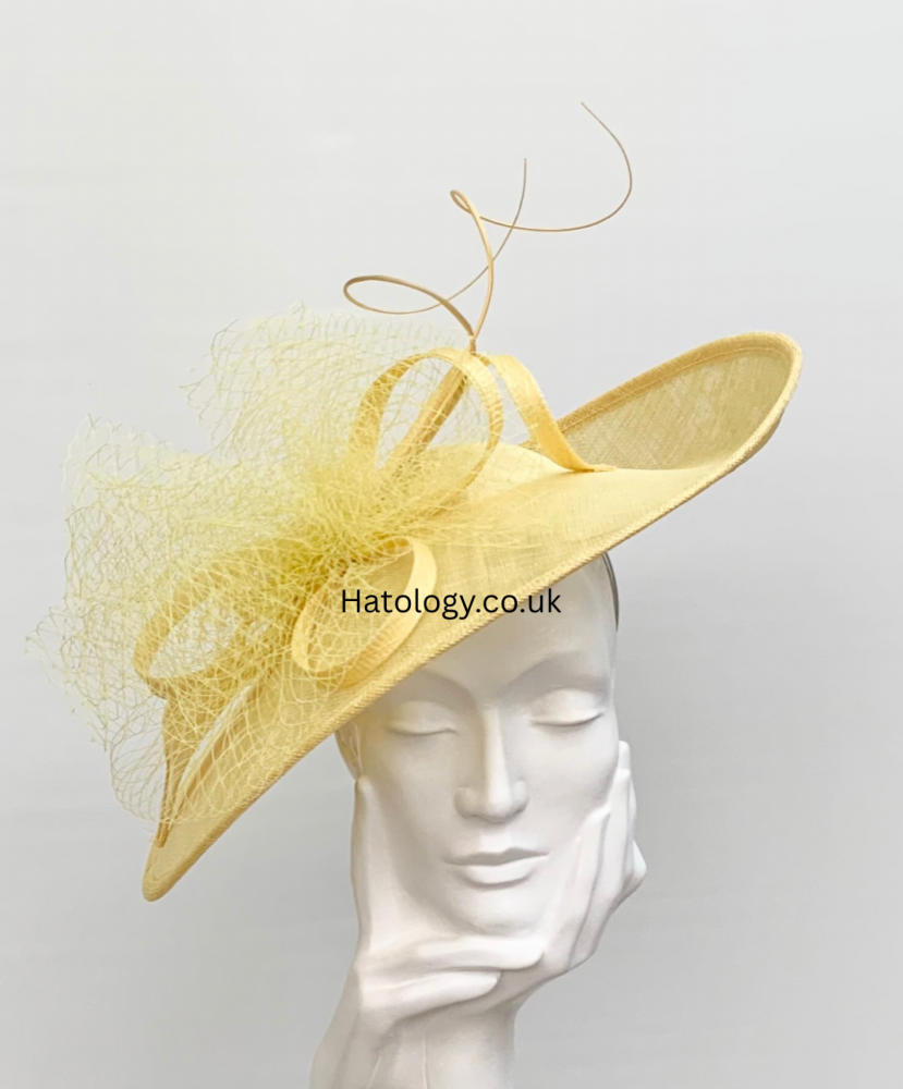 Yellow Netted Cloud Hatinator Fascinator
