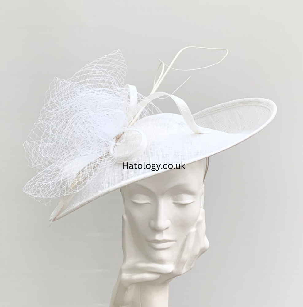 Off White Netted Cloud Hatinator Fascinator
