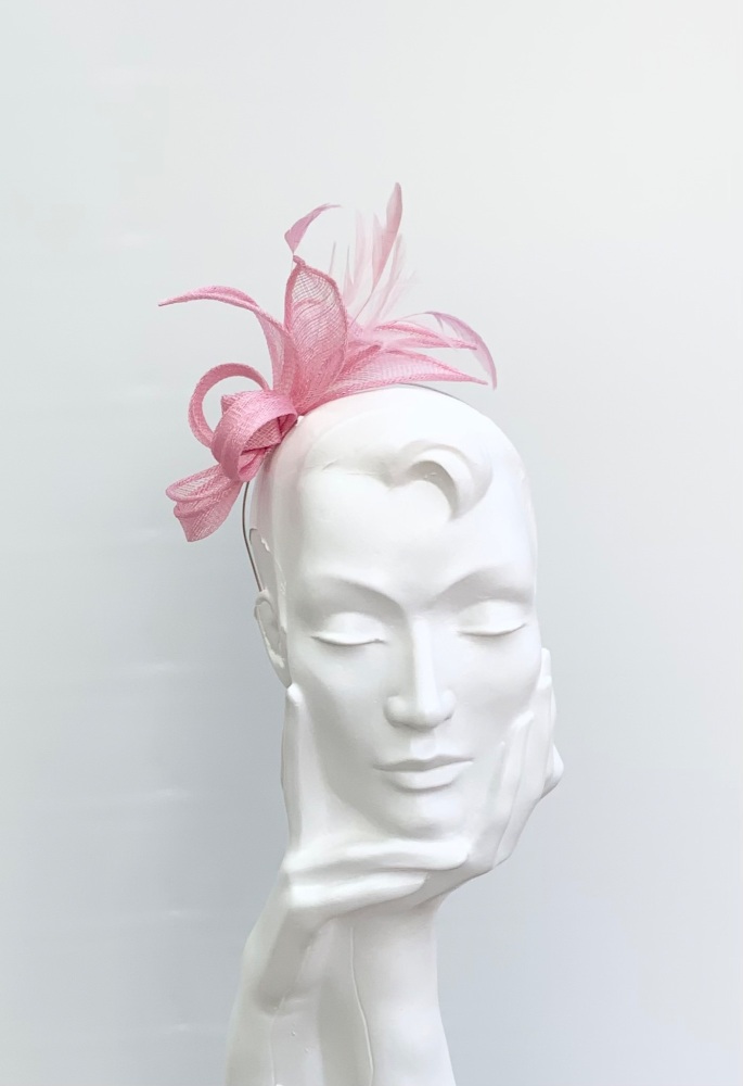 Pink Lily Small Fascinator