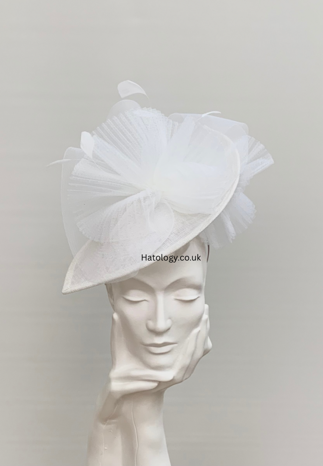 Champagne Beige Pleated Crin Cloud Saucer Fascinator