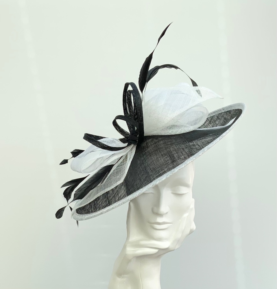 Black and White Mono Bow Hatinator