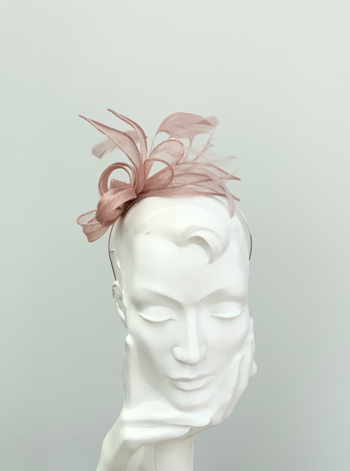Blush Pink / Dusky Pink Lily Small Fascinator