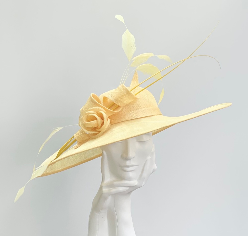 Pale Yellow Very Large Saucer Hatinator Hat
