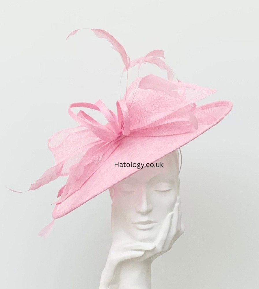 Pale Pink Bow Hatinator