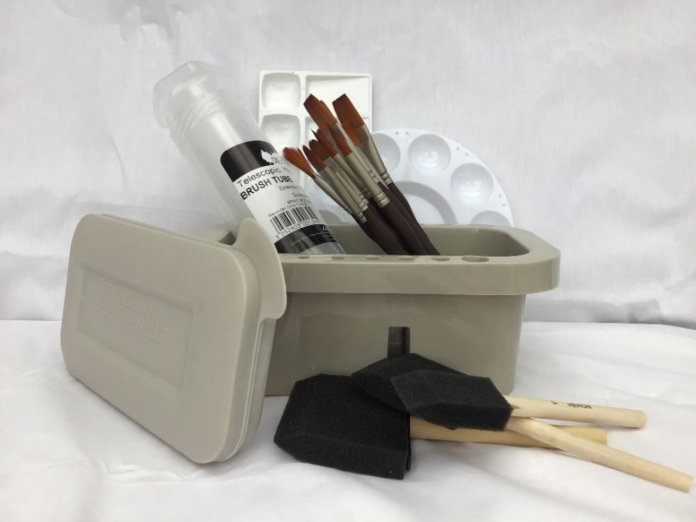 Paint Brushes and Accessories