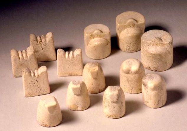 11th or 12th century chess pieces from Scandinavia