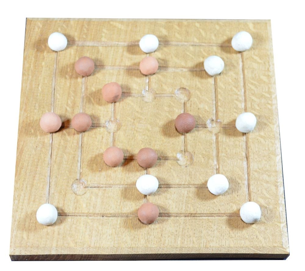 Small oak Nine Men’s Morris board with ceramic playing pieces