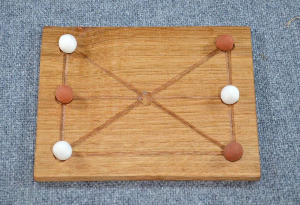 Madelinette, oak board with ceramic playing pieces