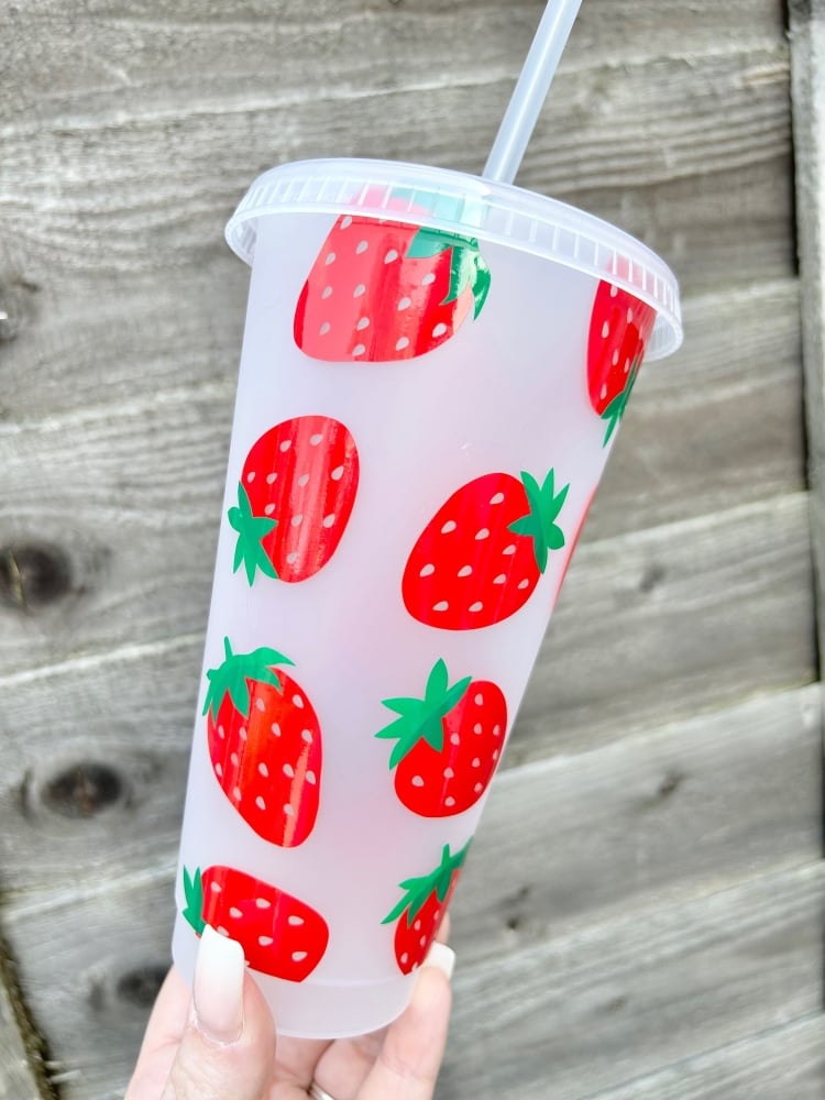 Strawberries Cold cup