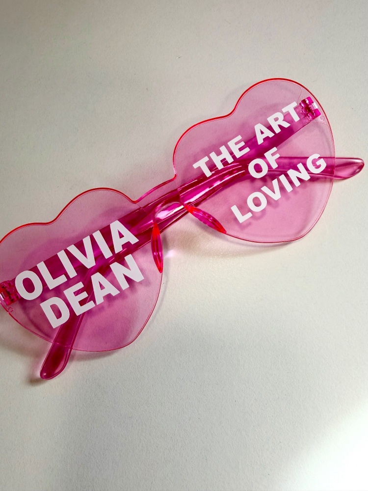 Olivia Dean Concert Sunglasses