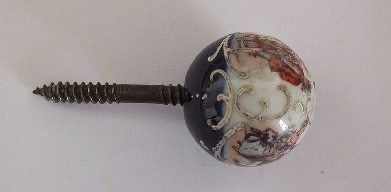 Antique Porcelain Draw Pull / Knob, Hand Painted 18th Century Figures