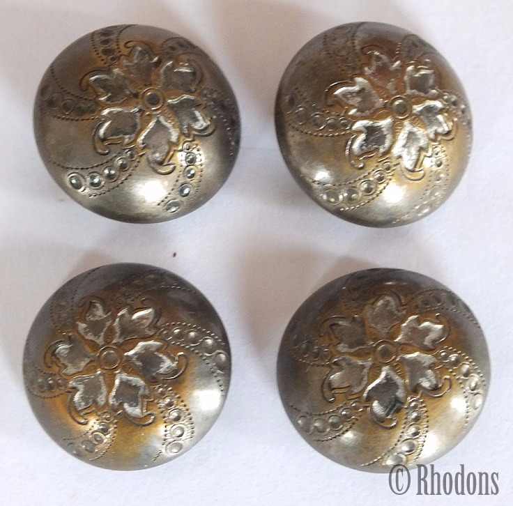 Old Brass Buttons, Set of 4, Early 1900s - 25mm Diameter