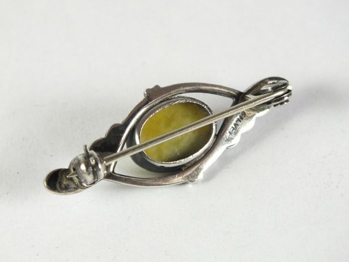 Sterling Silver Pin Brooch With Green Agate Cabochon