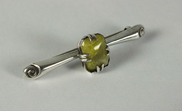 Sterling Silver Bar Brooch With Green Agate Stone
