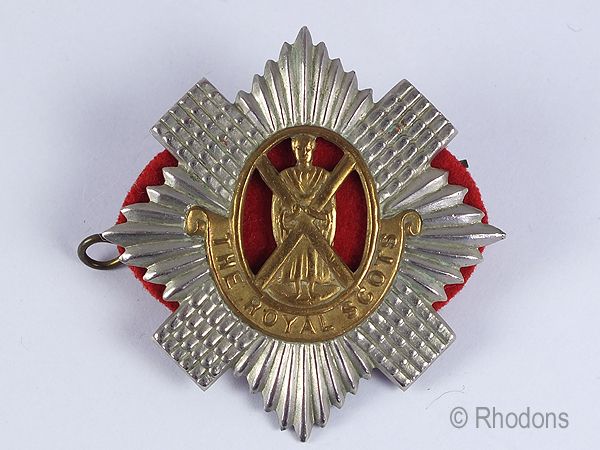 The Royal Scots Regiment Bi Metal Glengarry Cap Badge