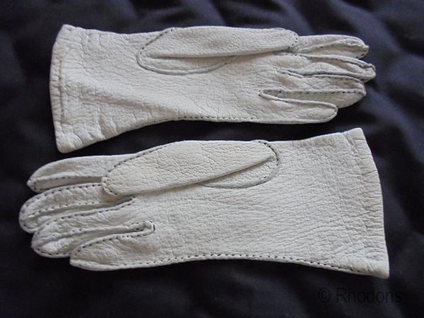 Vintage Leather Gloves, Circa 1950s 