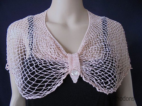Vintage Pink Open Crochet Lace Capelet Collar, Circa 1930s  