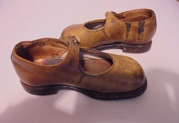 Childs Leather Mary Jane Shoes, Circa 1920s