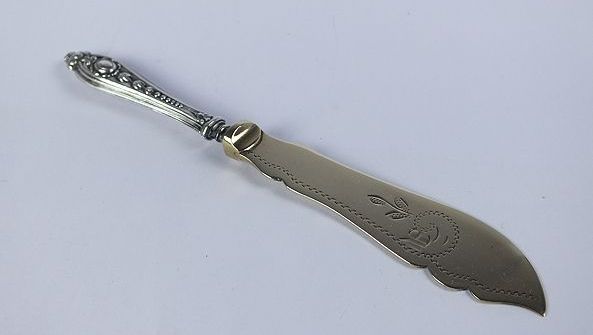 Edwardian Silver Handled Butter Knife / Spreader