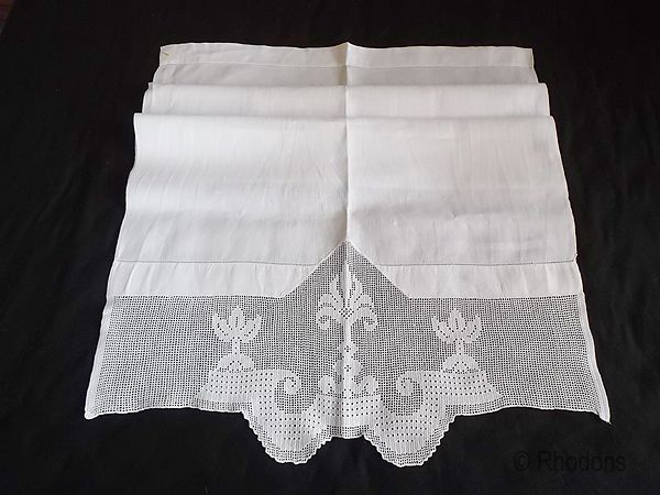 Victorian Linen Huckaback Towel With Filet Crochet Lace, Cutwork Trims