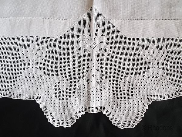 Victorian Linen Huckaback Towel With Filet Crochet Lace, Cutwork Trims