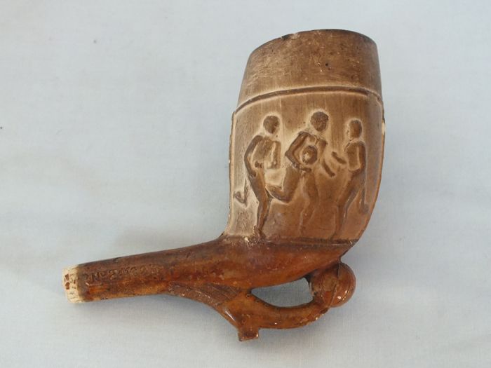 Victorian Clay Pipe, Football and Rugby Players, 4