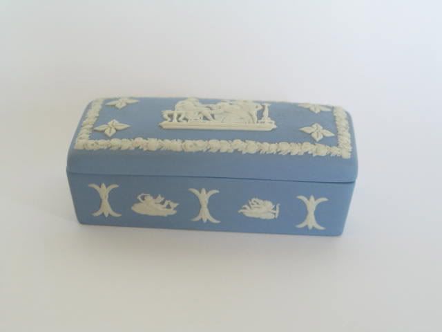 Wedgwood Blue Jasperware Trinket Box. 1970