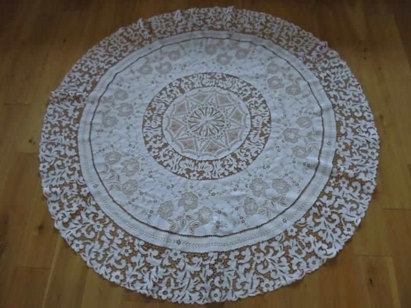 Circular Tablecloth With Embroidered Cut Work - Mid Century Vintage