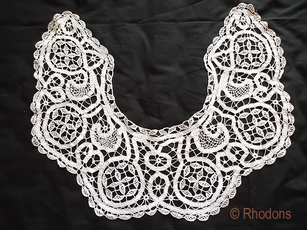 Bertha Collar-Two Toned Mixed Lace