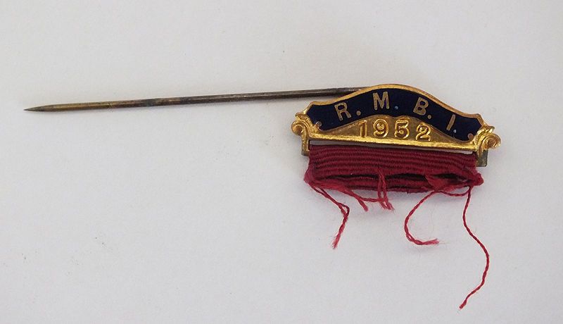 Royal Masonic Benevolent Institute (R M B I) Ribbon Bar / Pin Badge, 1952