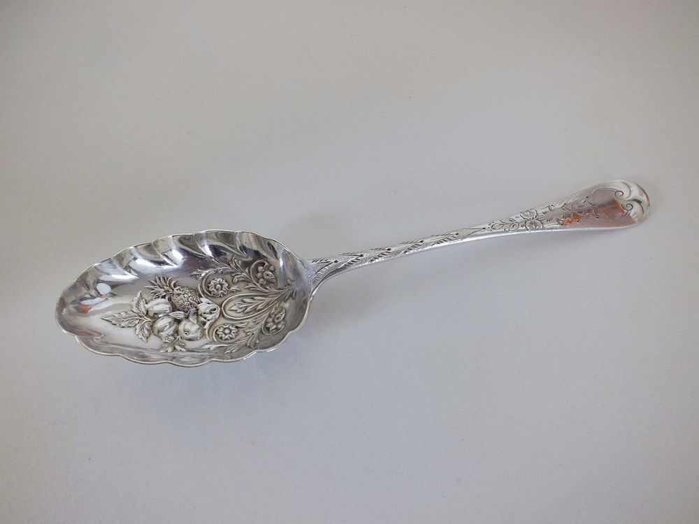 Vintage Silverplated Pineapple Berry Spoon, Serving Spoon, 9" Long