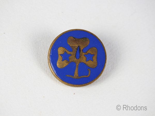 Vintage Girl Guides Enamel Badge